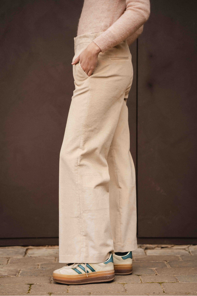Sari Corduroy Cream