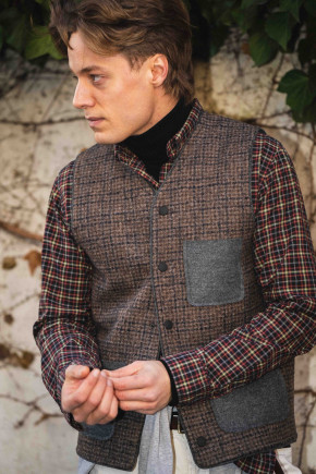 AP Tobi Tweed Check